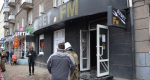 В Саратове из-за короткого замыкания горел бар «Буфет.FM»
