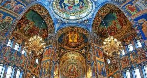 Храм Спаса на Крови назван самой популярной достопримечательностью России