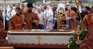 В Благовещенский собор привезли мощи адмирала Федора Ушакова